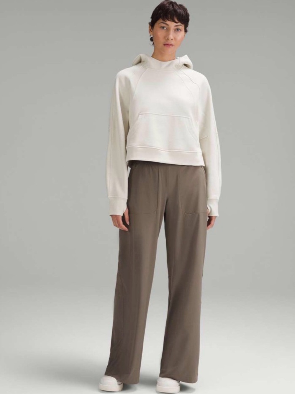 Lululemon Women’s Swift Mid-rise wide leg pant in Nomad NWOT